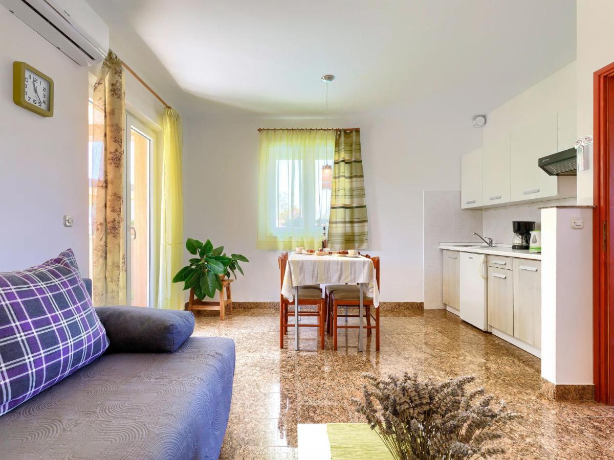 Holiday Home House Eric&Paolo By Interhome Pula Exteriör bild