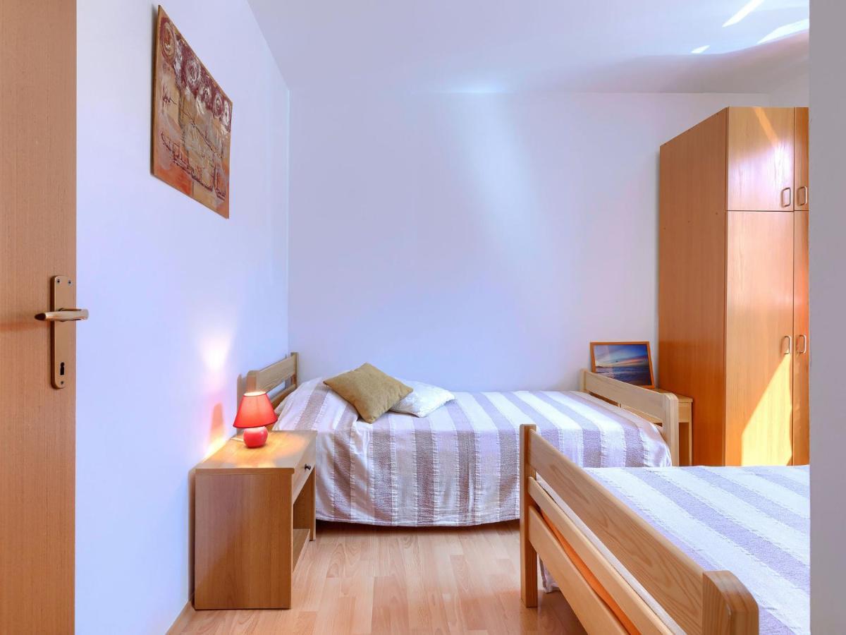Holiday Home House Eric&Paolo By Interhome Pula Exteriör bild